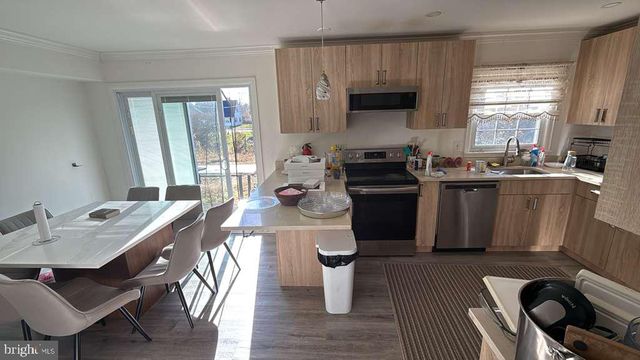 10 MELVILLE LN, Willingboro, NJ 08046