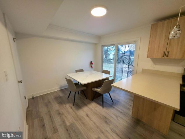 10 MELVILLE LN, Willingboro, NJ 08046