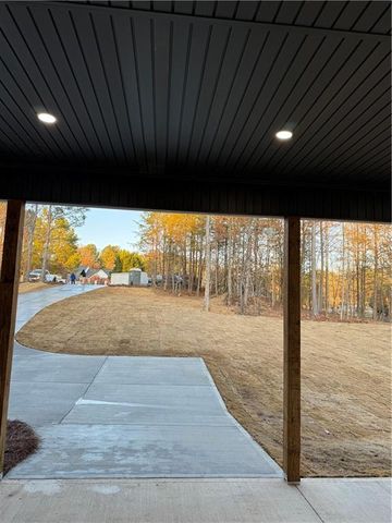 126 Lambert Lane, Calhoun, GA 30701