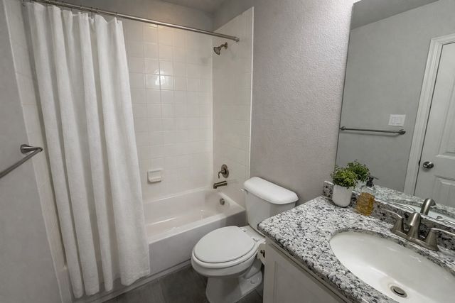 1304 Damsel Caitlyn Drive, Lewisville, TX 75056