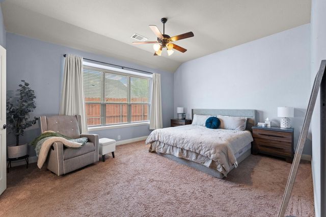 714 Green Leaf Drive, Midlothian, TX 76065