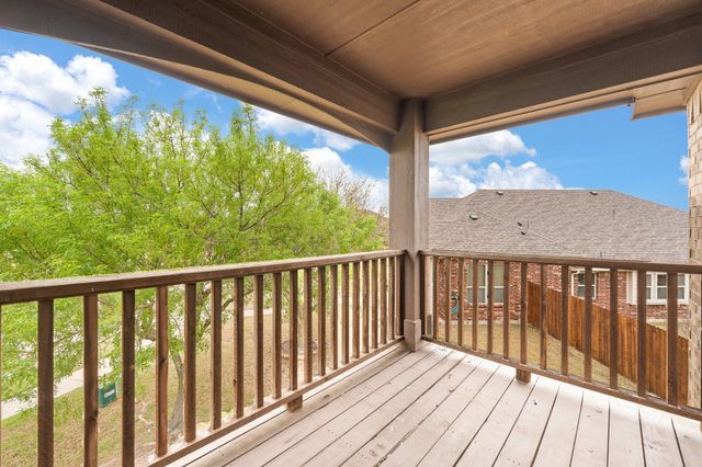 714 Green Leaf Drive, Midlothian, TX 76065