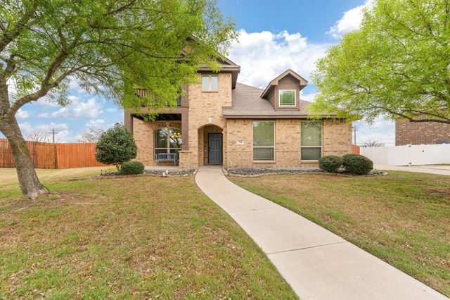 714 Green Leaf Drive, Midlothian, TX 76065