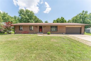 808 Ruth Drive, St Charles, MO 63301