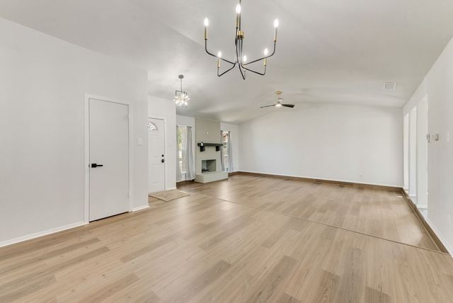 1656 Glenhill Lane, Lewisville, TX 75077
