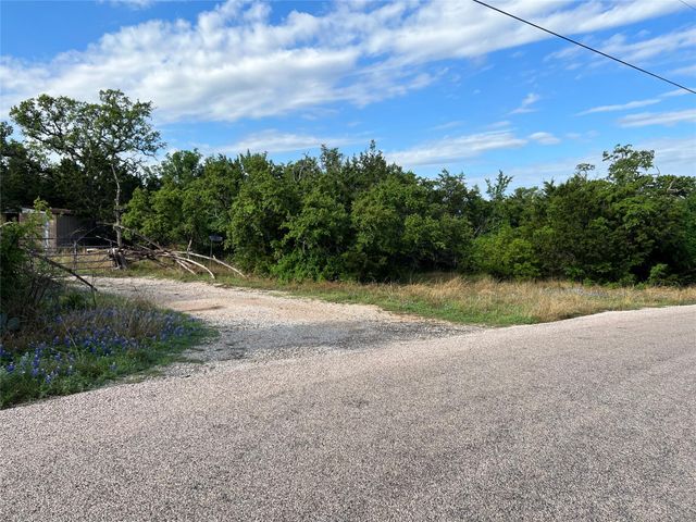 220 Rocky RD, Marble Falls, TX 78654