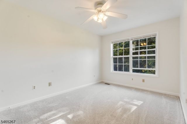 2 Quincy Dr, Jefferson Twp., NJ 07438
