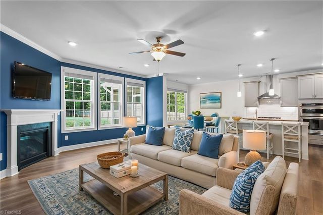 2071 Spring Wind Road, Pfafftown, NC 27040