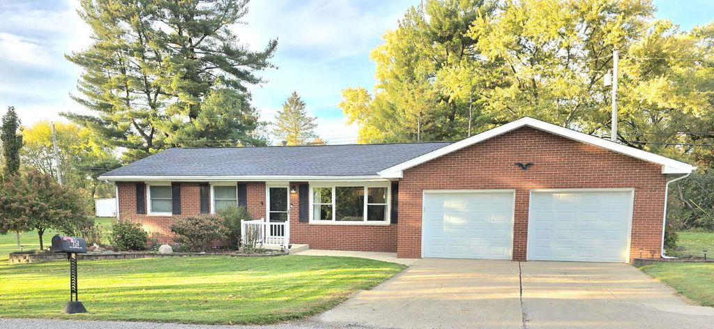 151 NW Hills Drive, Valparaiso, IN 46385