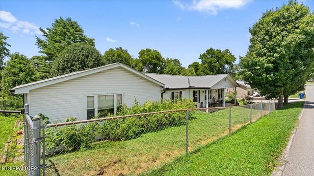 314 Blockhouse Valley Rd, Clinton, TN 37716