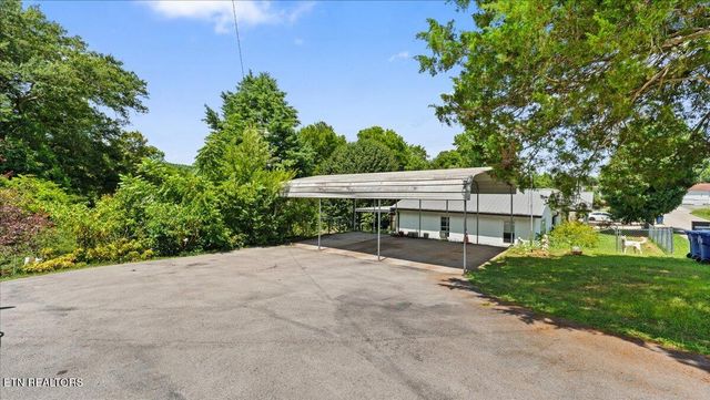 314 Blockhouse Valley Rd, Clinton, TN 37716