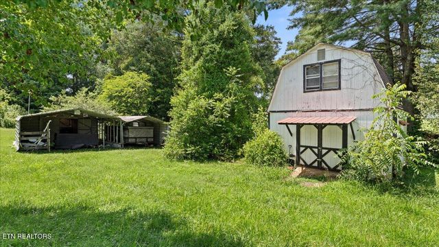 314 Blockhouse Valley Rd, Clinton, TN 37716