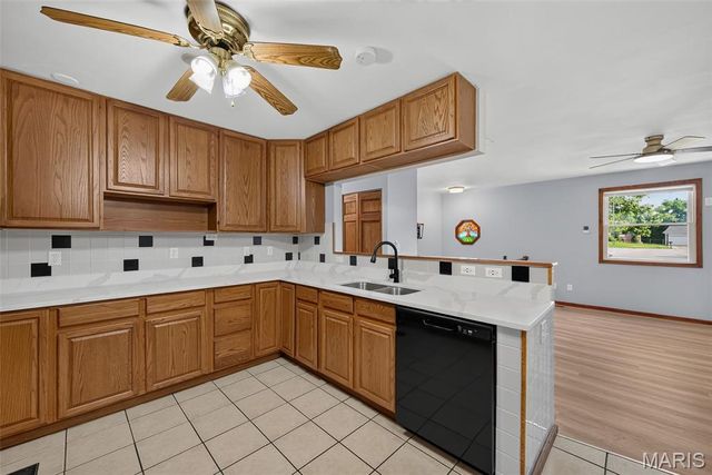 1312 Twin Trails Court, Fenton, MO 63026