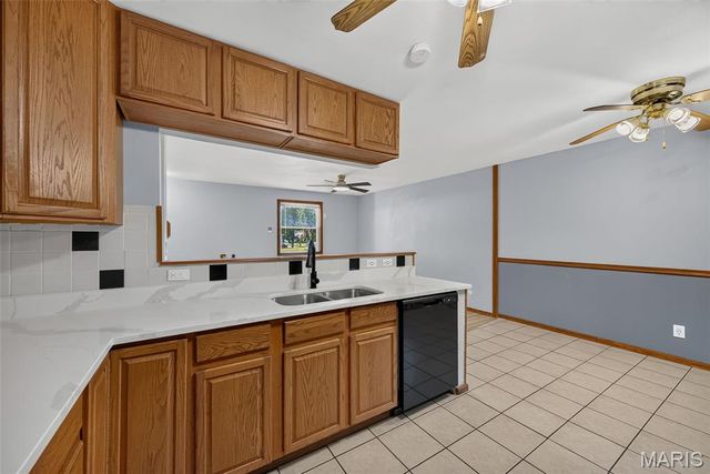 1312 Twin Trails Court, Fenton, MO 63026