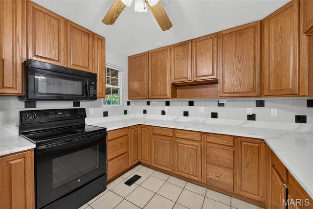 1312 Twin Trails Court, Fenton, MO 63026
