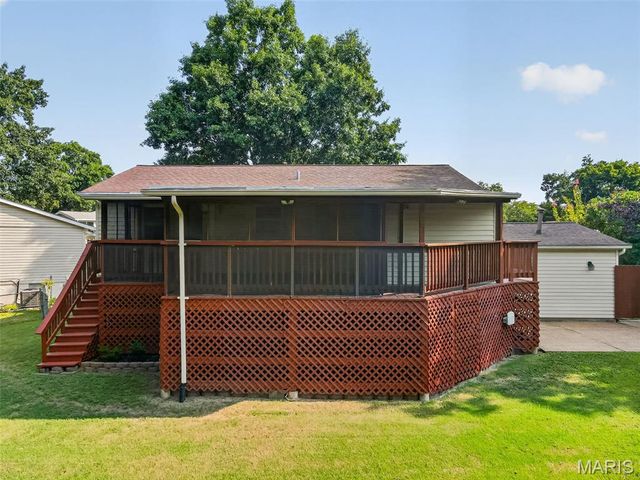 1312 Twin Trails Court, Fenton, MO 63026
