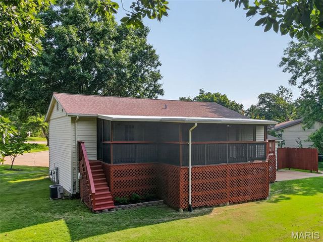 1312 Twin Trails Court, Fenton, MO 63026