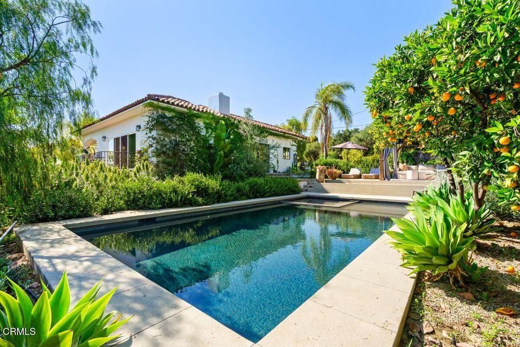 Image 1 of property listing at 920 El Centro Street, Ojai, CA 93023