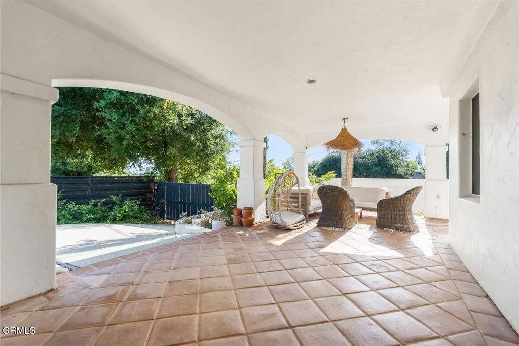 Image 29 of property listing at 920 El Centro Street, Ojai, CA 93023