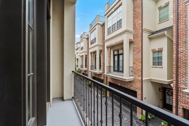 118 Reinerman Street, Houston, TX 77007