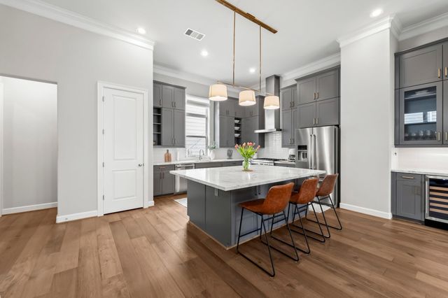 118 Reinerman Street, Houston, TX 77007