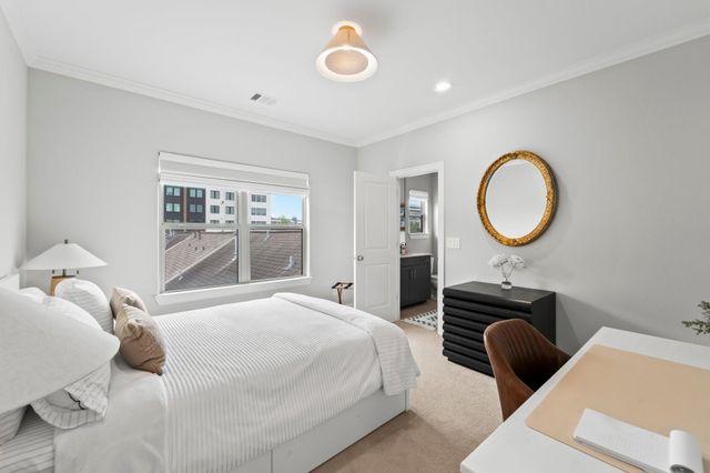 118 Reinerman Street, Houston, TX 77007