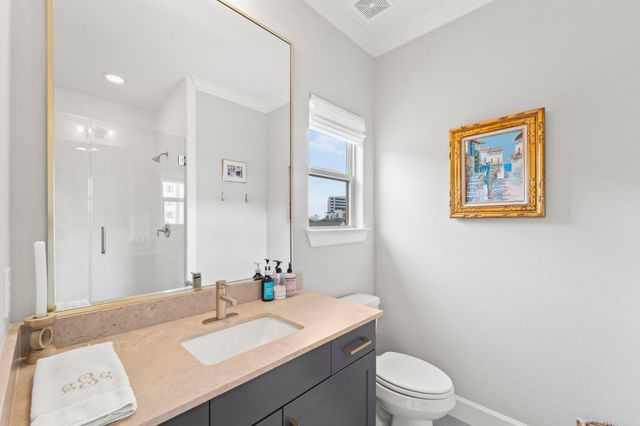 118 Reinerman Street, Houston, TX 77007