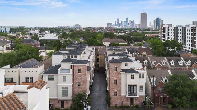 118 Reinerman Street, Houston, TX 77007