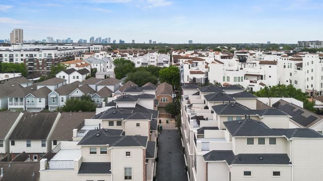 118 Reinerman Street, Houston, TX 77007