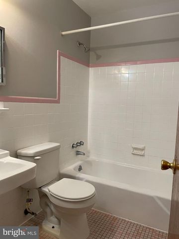 6800 CRAFTON LN, Clinton, MD 20735