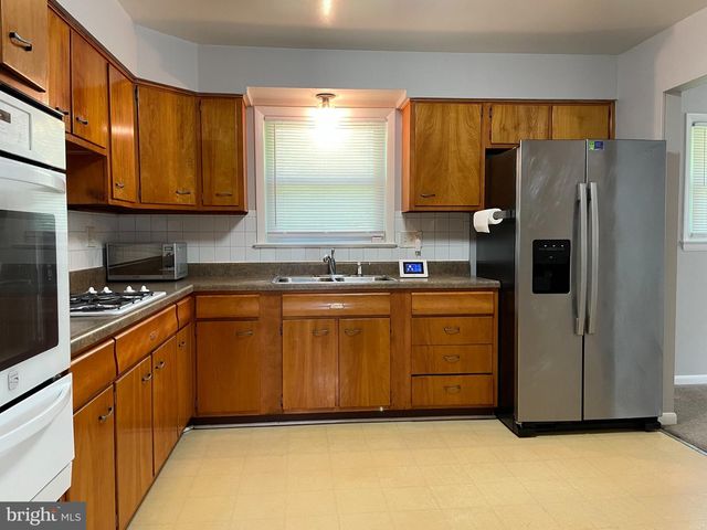 6800 CRAFTON LN, Clinton, MD 20735