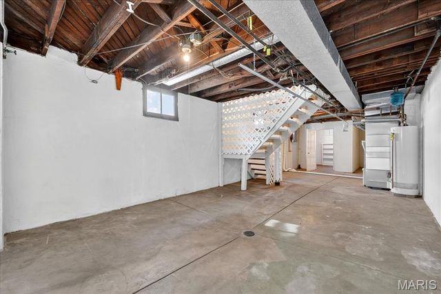 7114 Drury Lane, St Louis, MO 63143