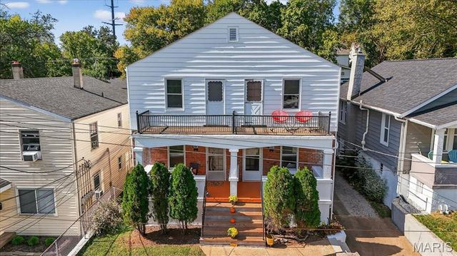 7114 Drury Lane, St Louis, MO 63143