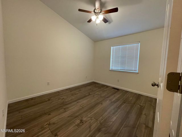 1012 Rose Bud Way, Yerington, NV 89447