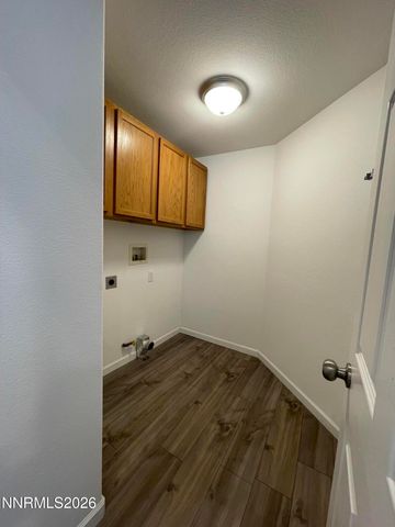 1012 Rose Bud Way, Yerington, NV 89447