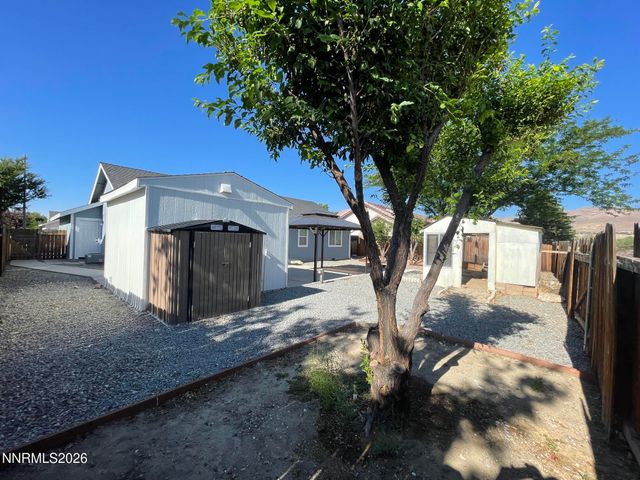 1012 Rose Bud Way, Yerington, NV 89447