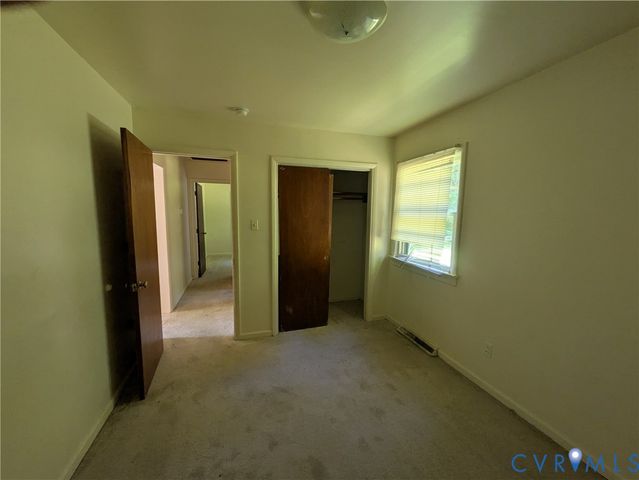 1816 Birdsong Rd, Prince George, VA 23805