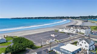 11 Crescent Road 2, Middletown, RI 02842