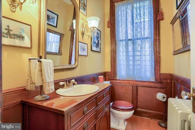 1220 BOLTON ST, Baltimore, MD 21217