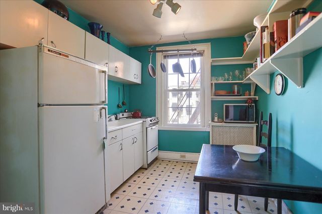 1220 BOLTON ST, Baltimore, MD 21217