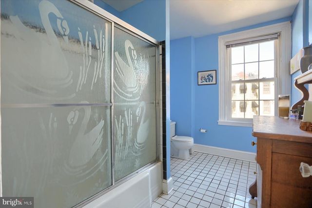 1220 BOLTON ST, Baltimore, MD 21217