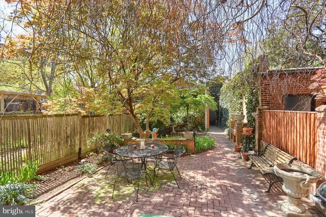 1220 BOLTON ST, Baltimore, MD 21217