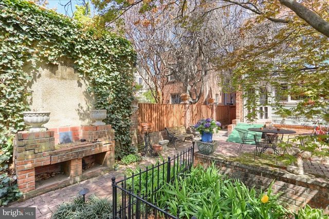 1220 BOLTON ST, Baltimore, MD 21217