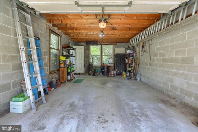 1220 BOLTON ST, Baltimore, MD 21217