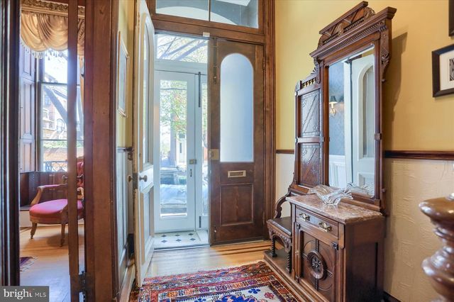 1220 BOLTON ST, Baltimore, MD 21217