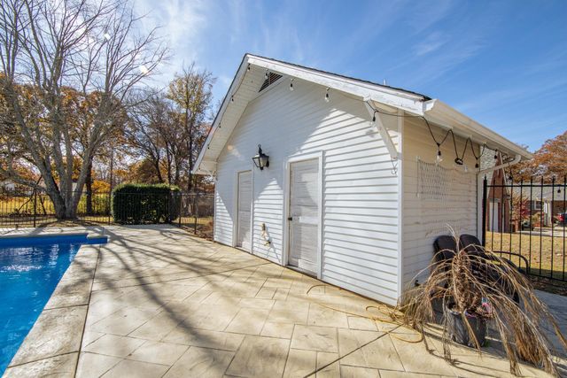 380 MORNINGSIDE CIR, Savannah, TN 38372