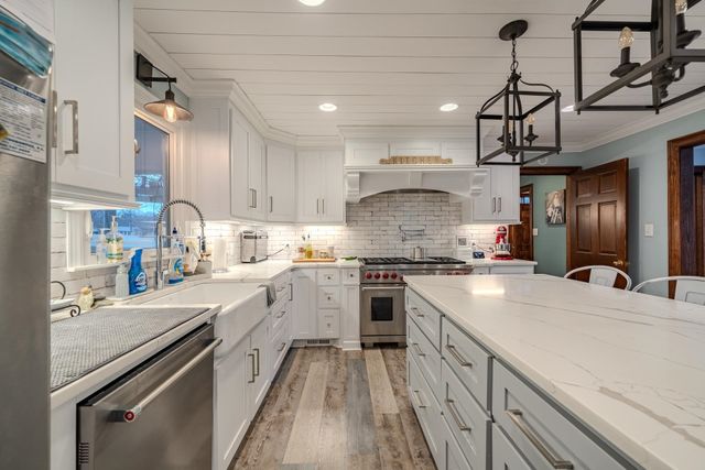 380 MORNINGSIDE CIR, Savannah, TN 38372