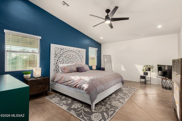 220 S Vozack Lane, Tucson, AZ 85748