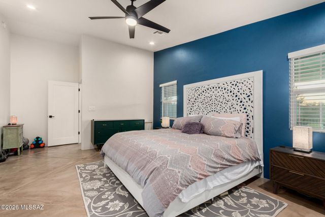 220 S Vozack Lane, Tucson, AZ 85748