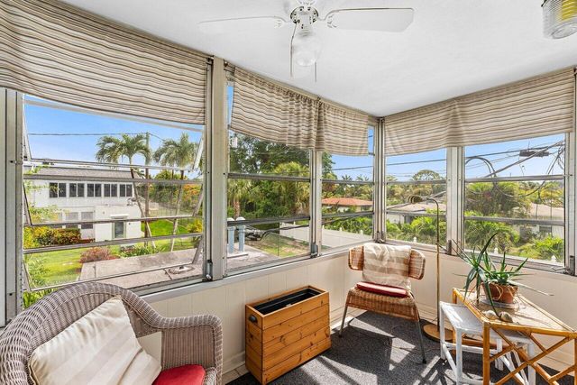3280 Cynthia Lane 214, Lake Worth Beach, FL 33461